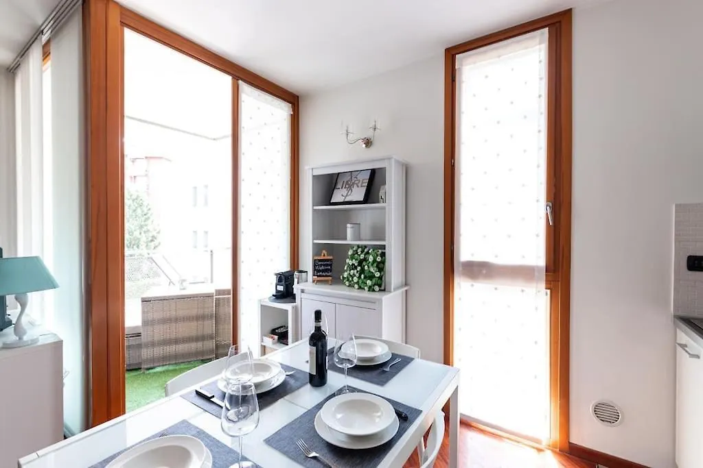 Appartamento Caterina A 5 Minuti Da Milano Fiere E San Siro Con Wifi-Netflix-Free Parking Milan