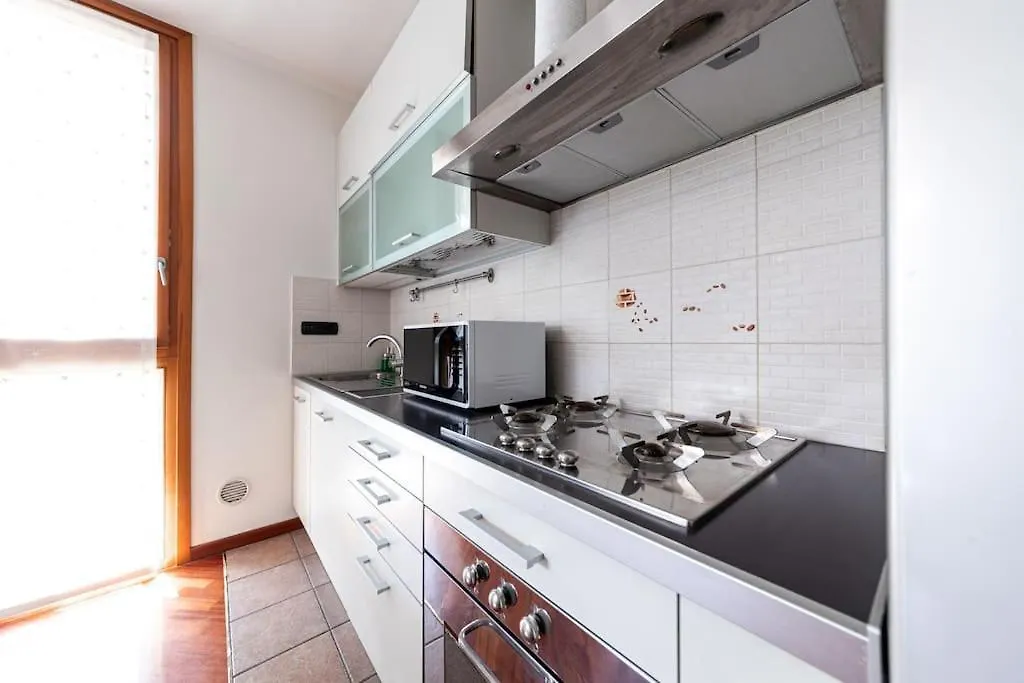 Appartamento Caterina A 5 Minuti Da Milano Fiere E San Siro Con Wifi-Netflix-Free Parking Apartment