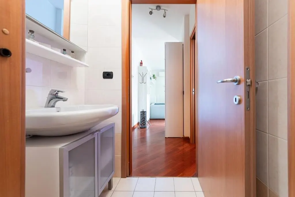 Appartamento Caterina A 5 Minuti Da Milano Fiere E San Siro Con Wifi-Netflix-Free Parking Apartment Milan