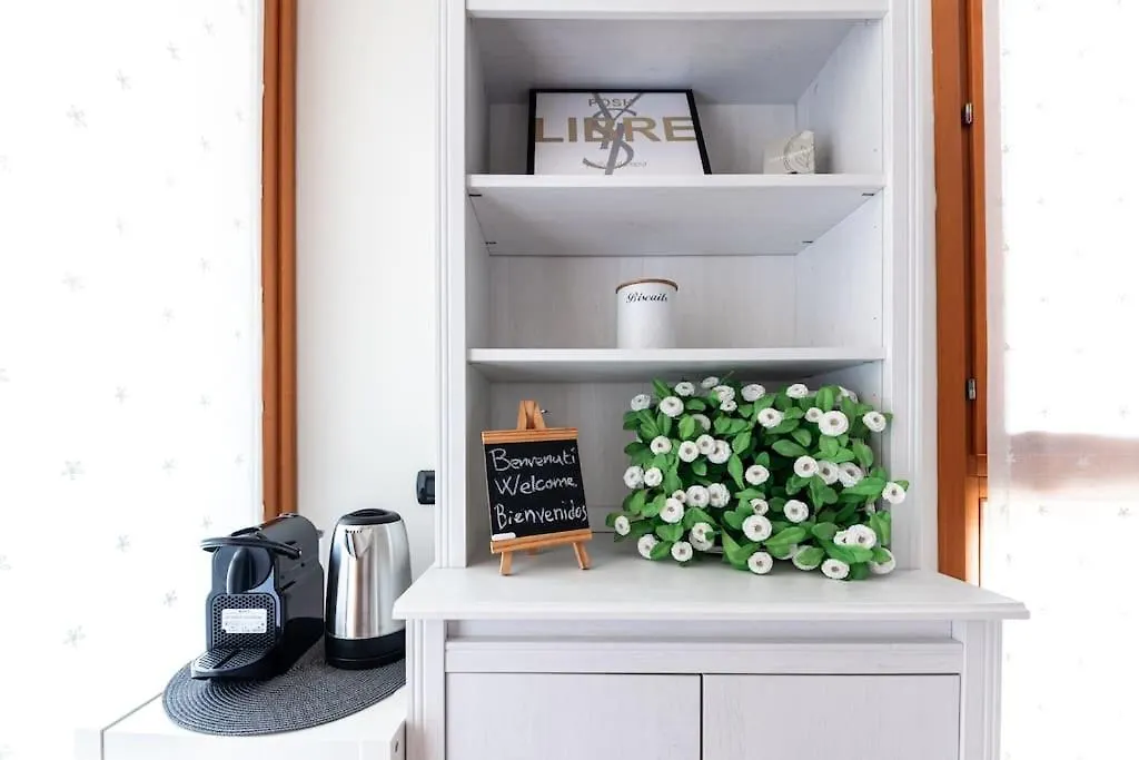 Apartment Appartamento Caterina A 5 Minuti Da Milano Fiere E San Siro Con Wifi-Netflix-Free Parking Italy